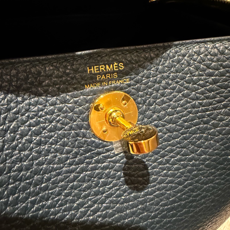 Hermes mini Lindy 一代 松柏綠金釦-6