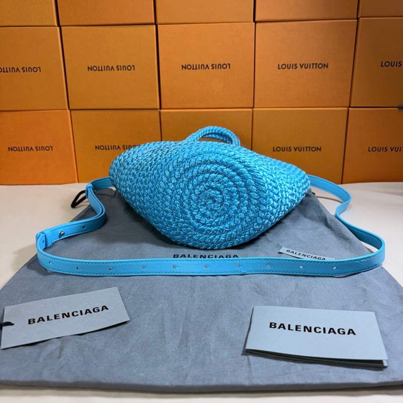 ‼️全台最甜 全新未使用 巴黎世家 Balenciaga 寶寶藍 針織草編造型籃子包 手提包 肩背/斜背包-9