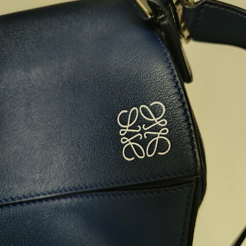 【8成新】㊣✨ LOEWE ✨羅威 （附防塵袋）Puzzle 拼圖 中號 藍紫色  小牛皮 肩背包 斜背包/二手包/二手精品🌳二手樹屋🌳-16