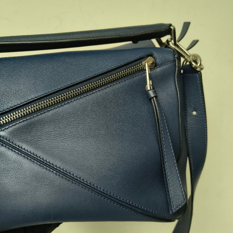 【8成新】㊣✨ LOEWE ✨羅威 （附防塵袋）Puzzle 拼圖 中號 藍紫色  小牛皮 肩背包 斜背包/二手包/二手精品🌳二手樹屋🌳-33