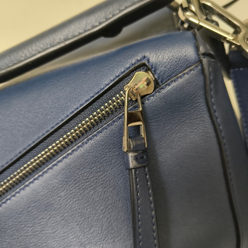 【8成新】㊣✨ LOEWE ✨羅威 （附防塵袋）Puzzle 拼圖 中號 藍紫色  小牛皮 肩背包 斜背包/二手包/二手精品🌳二手樹屋🌳-34