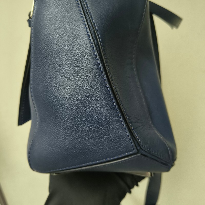 【8成新】㊣✨ LOEWE ✨羅威 （附防塵袋）Puzzle 拼圖 中號 藍紫色  小牛皮 肩背包 斜背包/二手包/二手精品🌳二手樹屋🌳-40