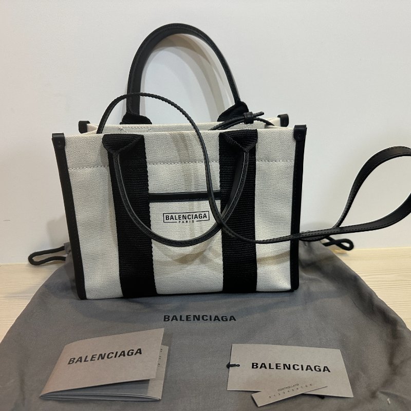 BALENCIAGA 小托特包|黑白帆布拼皮|全新未使用|附完整配件✨-3