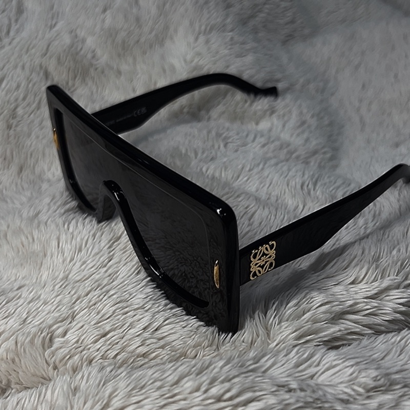 LOEWE 羅意威 Anagram 大框盾牌墨鏡 黑金款-0