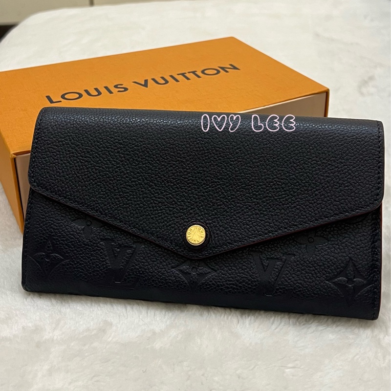 LOUIS VUITTON M62125 Sarah經典花紋牛皮壓紋扣式長夾(海軍藍) 正品 二手精品-33