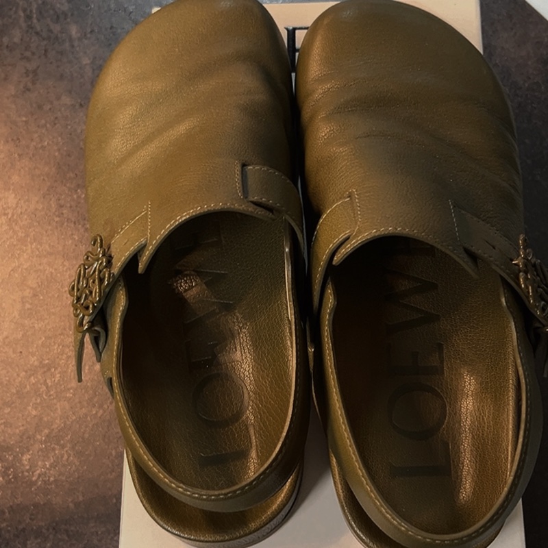 LOEWE Anagram Ease Mule 小牛皮穆勒鞋 橄欖綠 男44-7