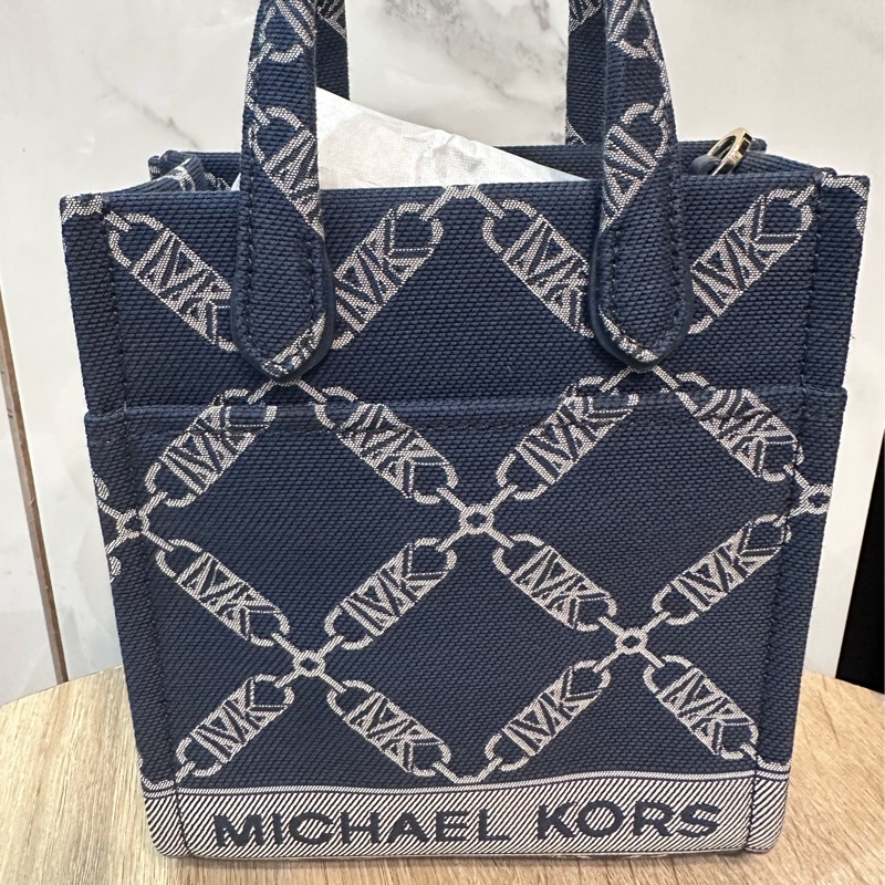 Michael Kors Gigi 迷你托特-0