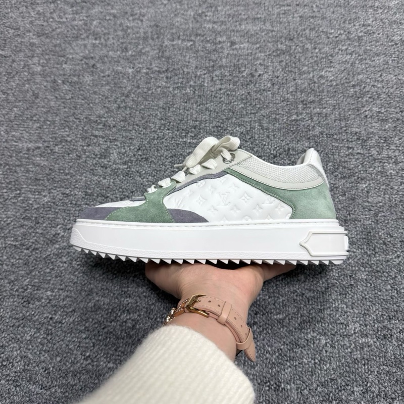 Louis Vuitton LV Time Out系列 白色老花滿印低幫板鞋 35.5碼-3