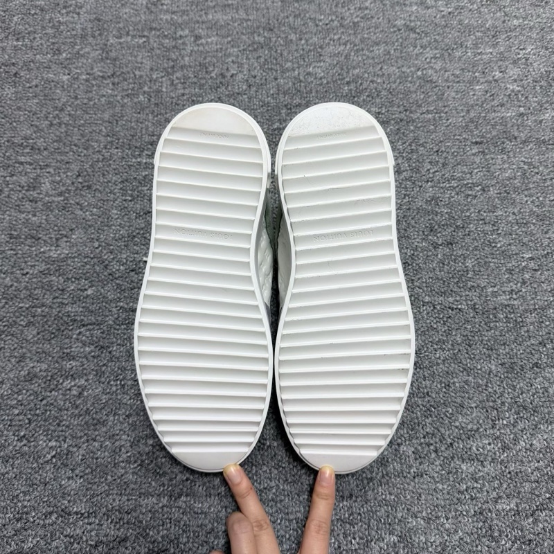 Louis Vuitton LV Time Out系列 白色老花滿印低幫板鞋 35.5碼-8