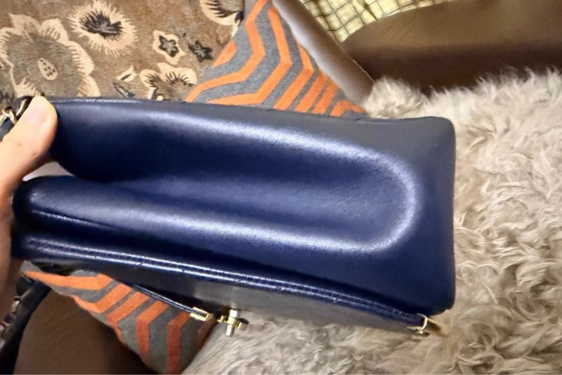 【97新 ✨ 全網最低價！】 中古 CHANEL香奈兒 深藍 金扣托特包 單肩腋下包（下單前先詢問庫存❗️）-5