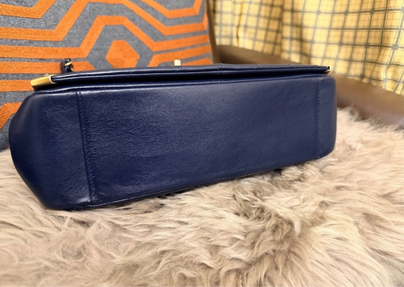 【97新 ✨ 全網最低價！】 中古 CHANEL香奈兒 深藍 金扣托特包 單肩腋下包（下單前先詢問庫存❗️）-6