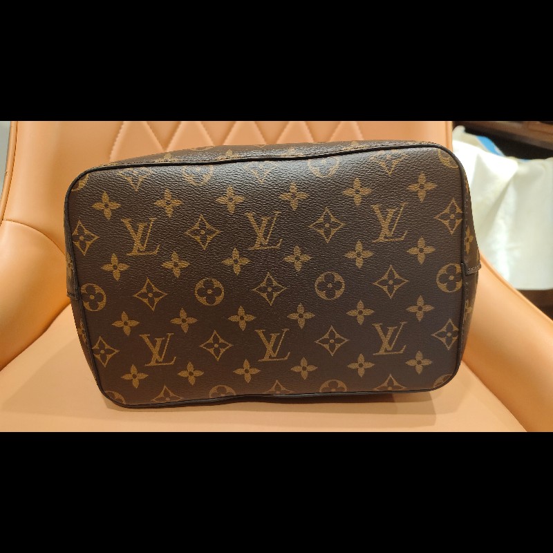 M44021 經典Neonoe系列Monogram帆布印花牛皮鑲飾束口斜背/肩背水桶包(紅色)-5