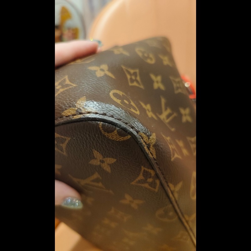 M44021 經典Neonoe系列Monogram帆布印花牛皮鑲飾束口斜背/肩背水桶包(紅色)-13