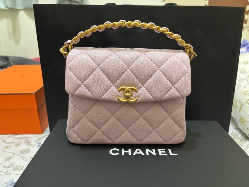 🩷CHANEL 淡粉紫金復古金扣 手柄鏈條 芯片款 限量季節款 閒置近全新-9