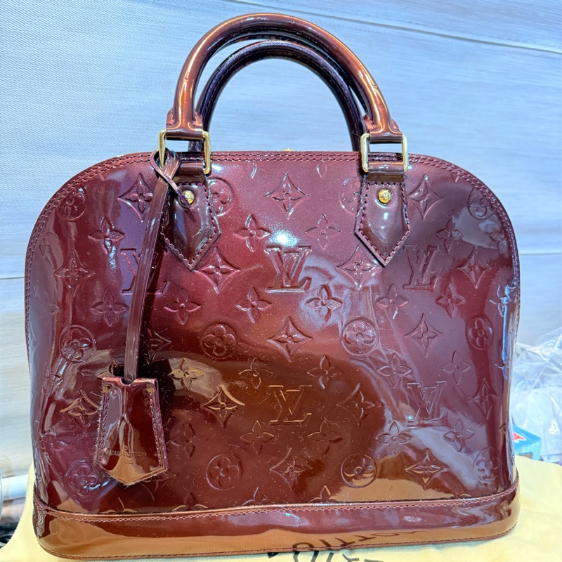 Louis Vuitton 酒紅色漆皮Alma-5