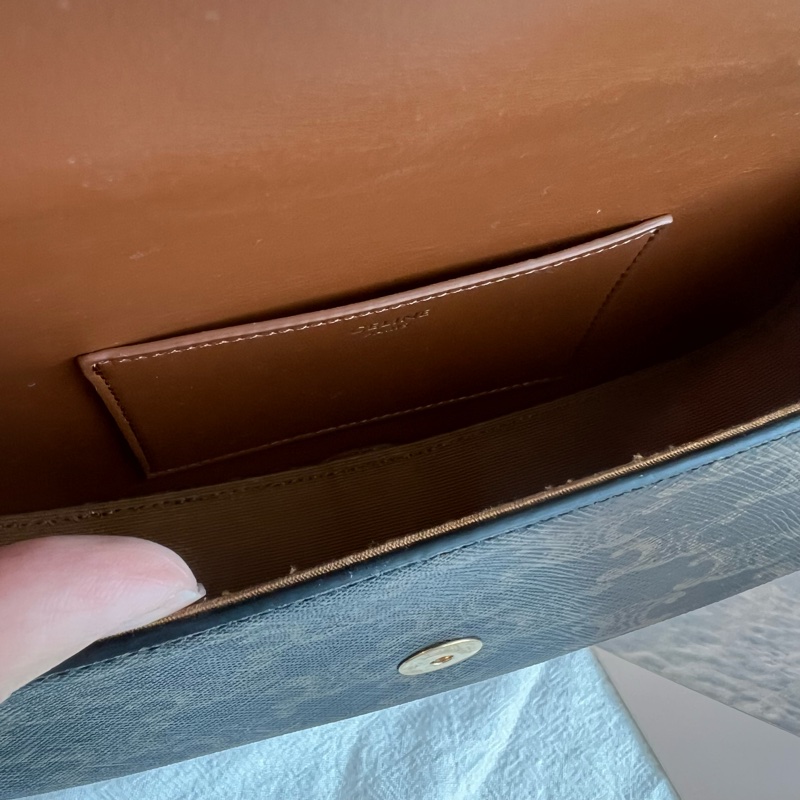 ෆ Celine Tabou Triomphe鎖頭包-14