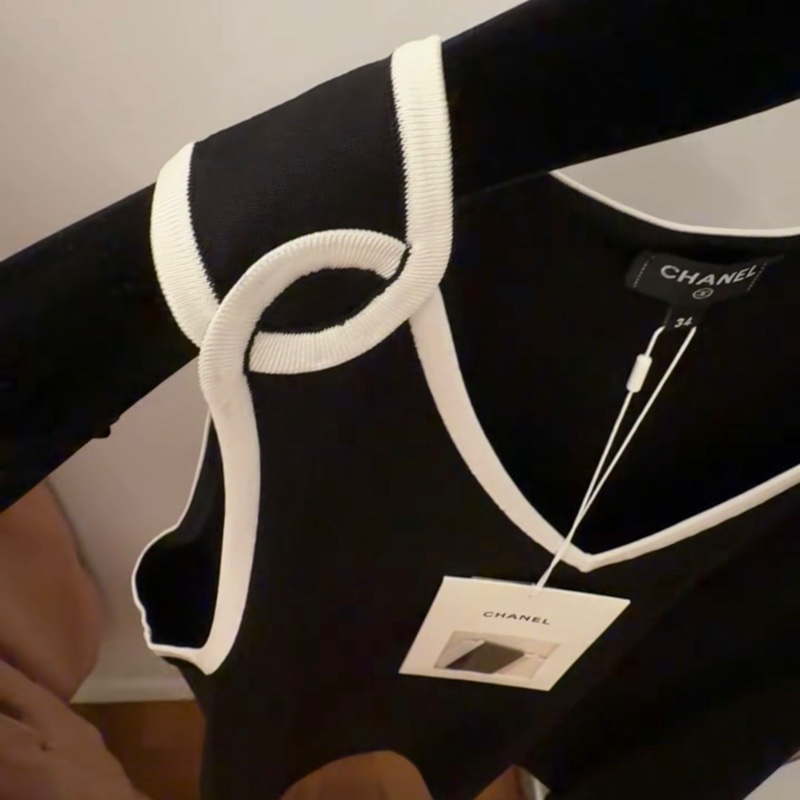 Chanel香奈兒26S爆款黑色背心-3