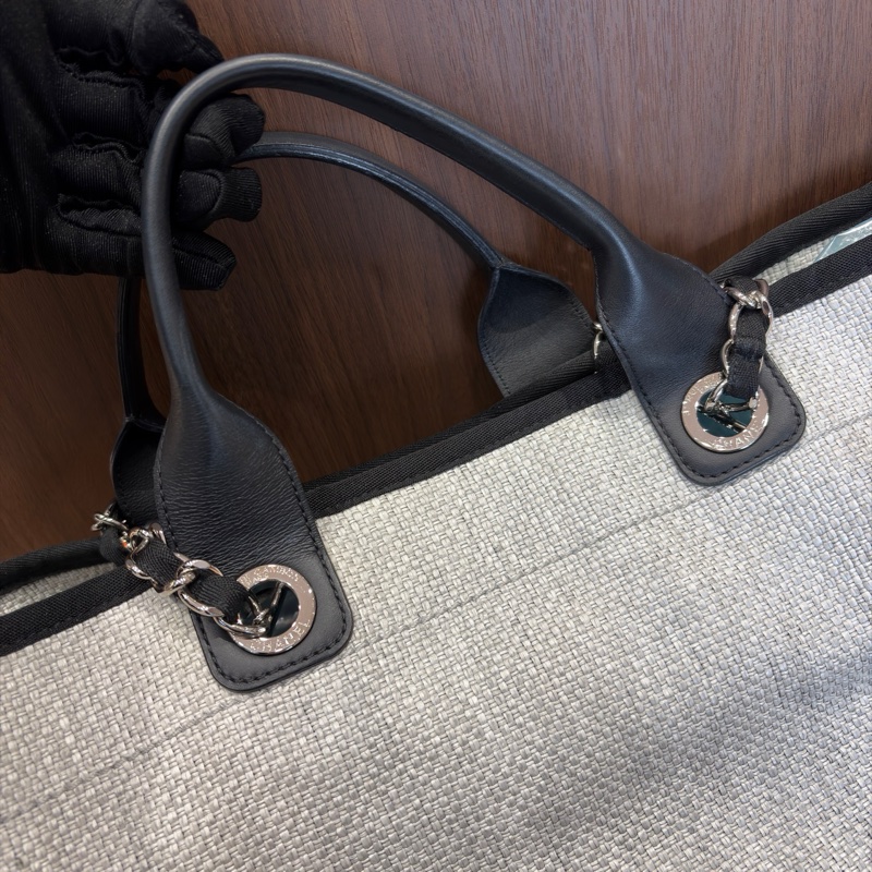 Chanel香奈兒黑白熊貓色沙灘包38cm 手提單肩托特包  無附件-4