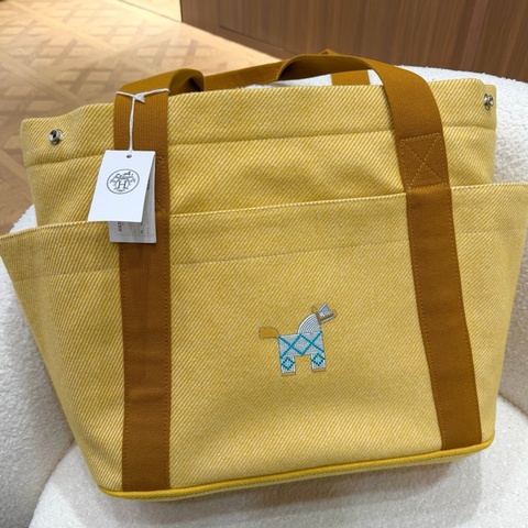 99新 HERMES愛馬仕 Animo Natte 50 小馬刺繡羊毛 育嬰包手提包媽咪包 奶黃色 自帶內膽