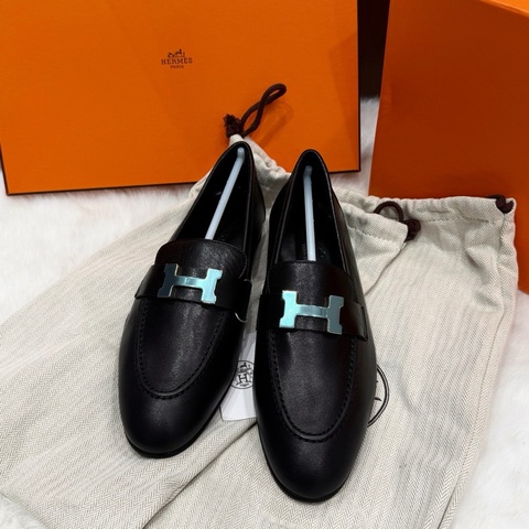 閒置新Hermes愛馬仕Paris黑色淡金扣女士鞋 36碼 五金上帶膜