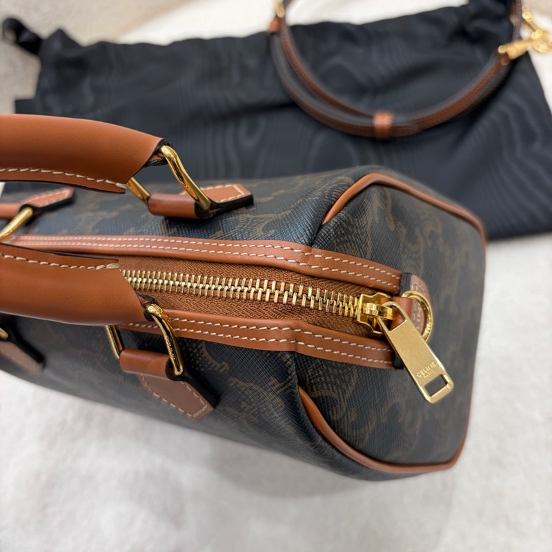 99新 Celine 凱旋門老花Logo波士頓手提斜挎包 底長20cm 有防塵袋-4