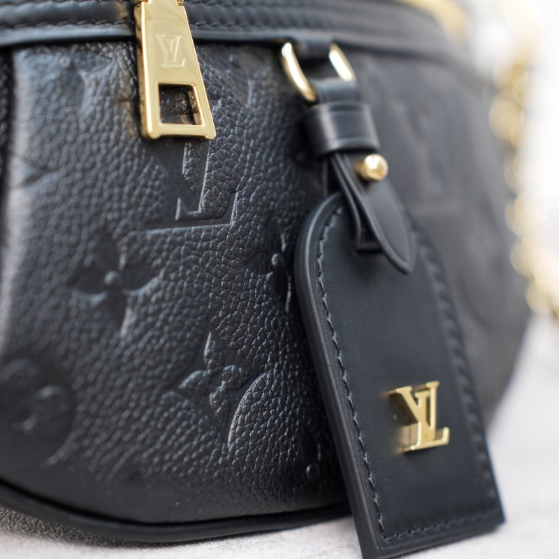 Louis Vuitton/路易威登 High Rise黑色壓紋牛皮腰包 近全新-11