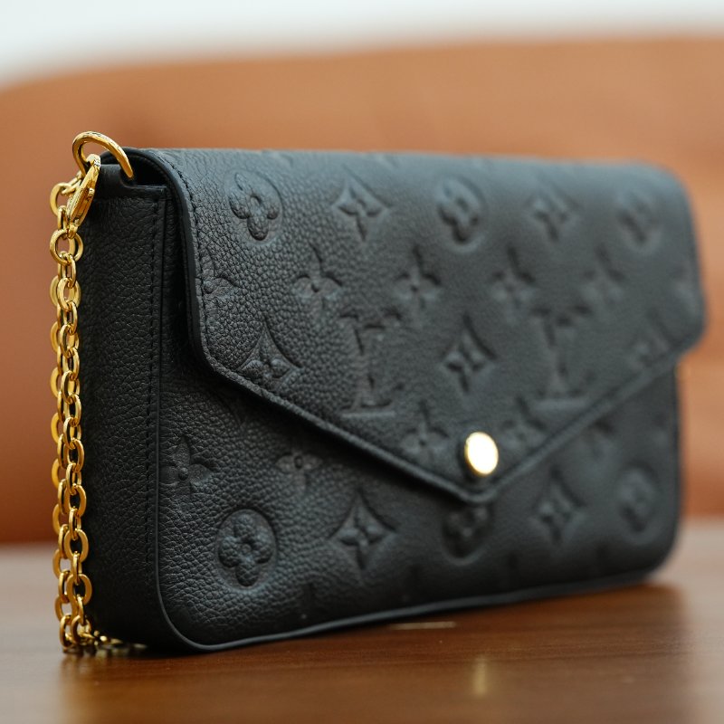 近全新 Louis Vuitton/路易威登  Félicie Pochette三合一黑色壓紋牛皮鏈條斜挎包-0