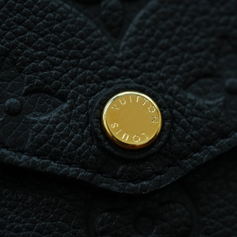 近全新 Louis Vuitton/路易威登  Félicie Pochette三合一黑色壓紋牛皮鏈條斜挎包-13