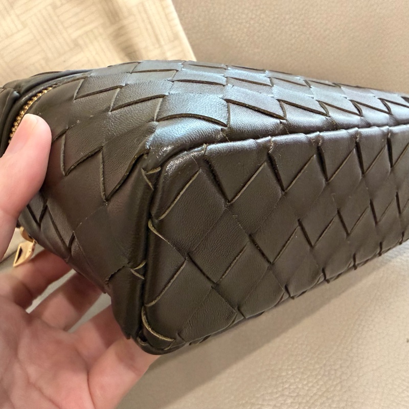 BV Bang Bang Vanity Case 卡其綠 化妝包 Loro piana平替-2