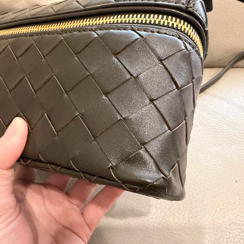 BV Bang Bang Vanity Case 卡其綠 化妝包 Loro piana平替-20