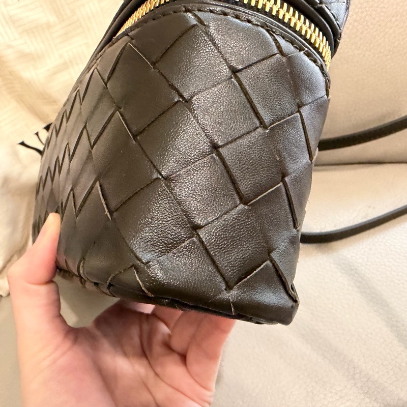 BV Bang Bang Vanity Case 卡其綠 化妝包 Loro piana平替-21