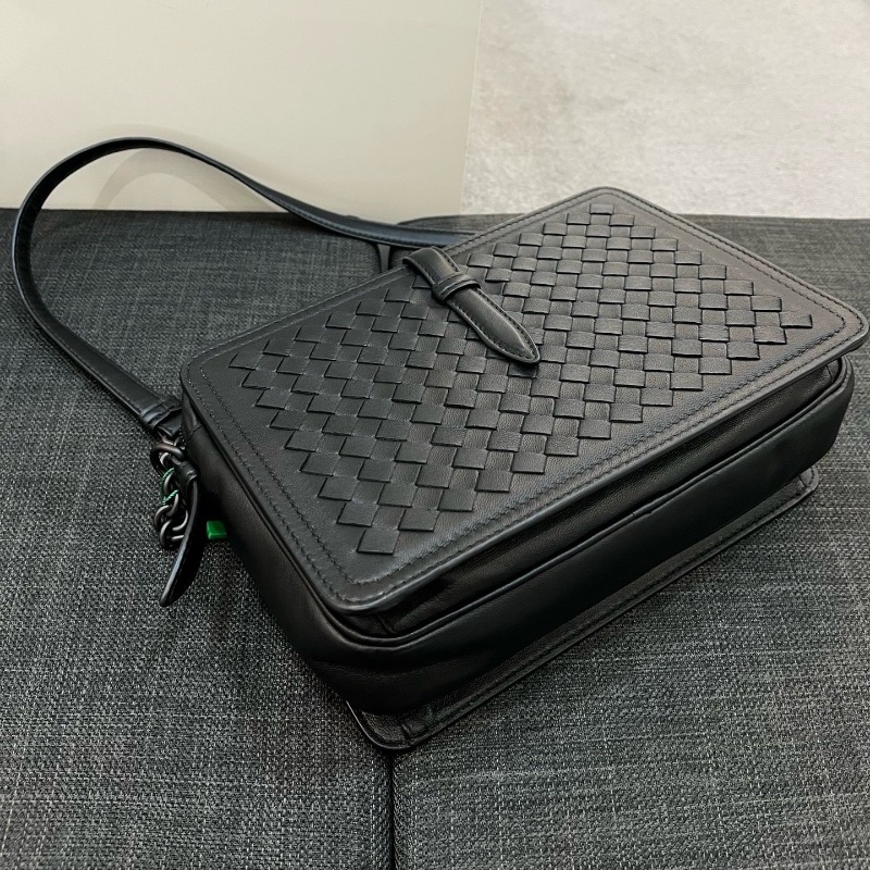 Bottega Veneta Intrecciato shoulder bag-1