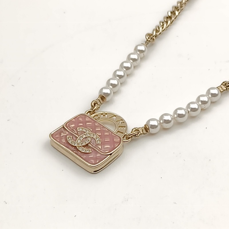 CHANEL 合金粉色包包珍珠項鏈-2