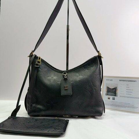 LV CarryAll PM皮革壓紋肩背包