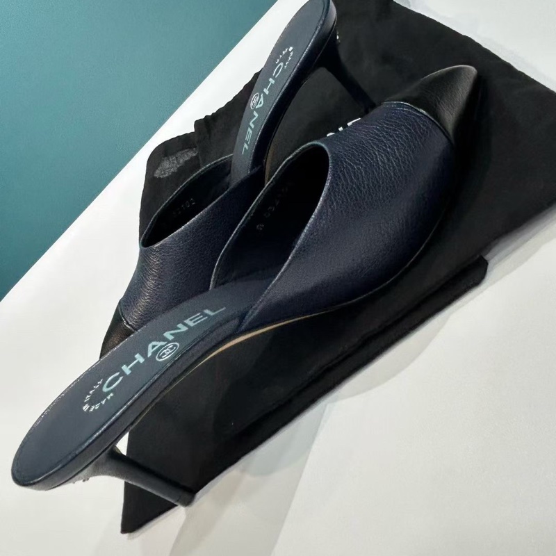 99新Chanel香奈兒 拼皮穆勒高跟鞋 藍色拼黑色 尺寸36.5碼 有塵袋-3