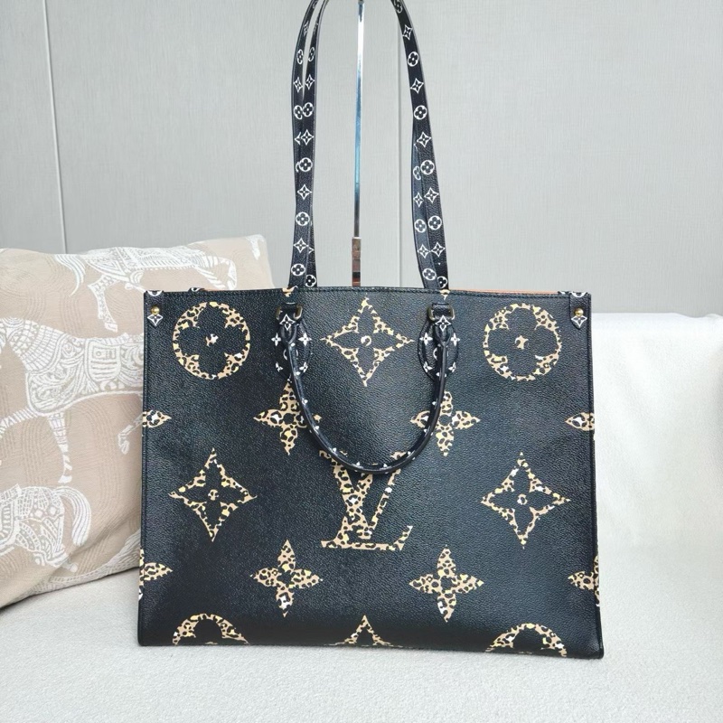 LV限量叢林系列雙拼花紋Onthego大號41*33*17 98新配件塵袋-6