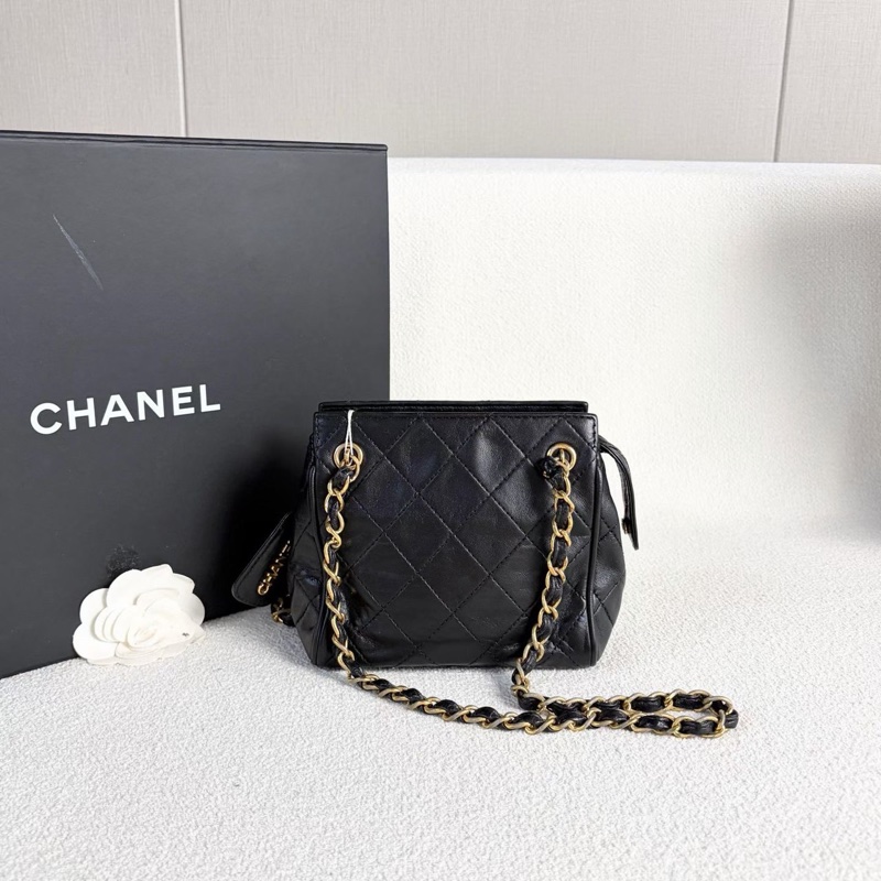 Chanel中古肩背包 黑色 金扣 牛皮98新配件塵袋 15*14*9-1