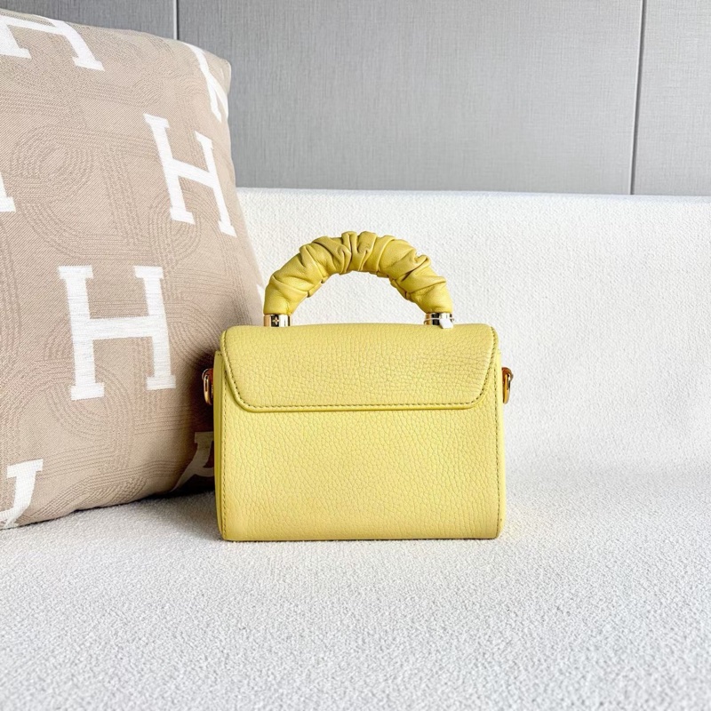 LV Twist小號單肩背斜背包 芯片款 小雞黃 金扣 18.5*15**8 98新配件肩帶塵袋-7