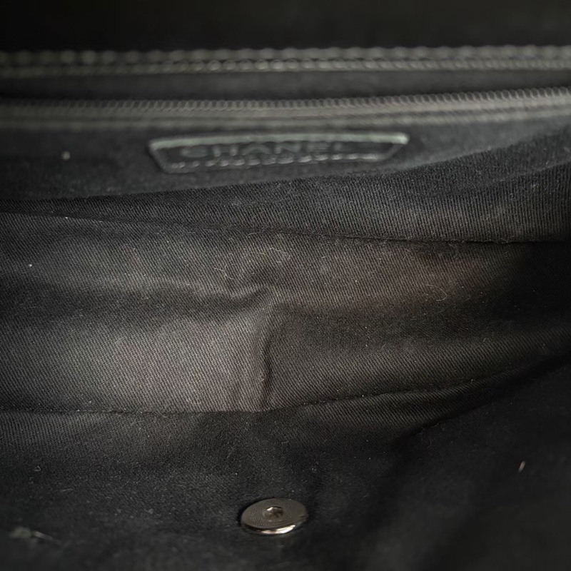 Chanel vintage中古款衣架包  黑色 銀扣 油蠟皮 30*24*7 98新保卡塵袋-2