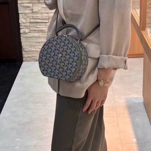GOYARD alto 圓餅硬盒包圓盒子帽箱，珍藏款18.5*17.5*7 98新配件塵袋-0