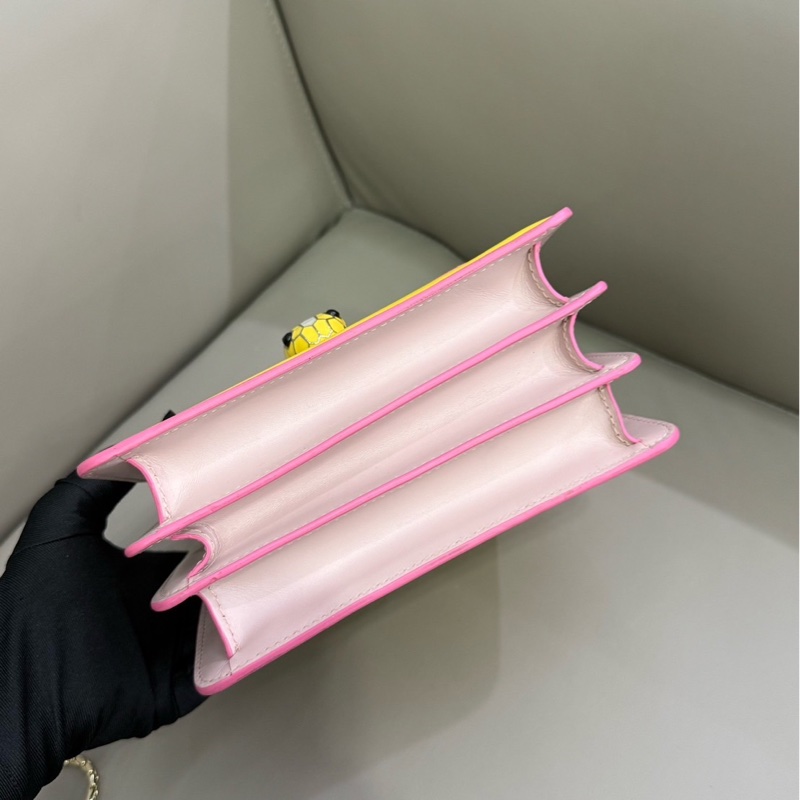 BVLGARI檸檬黃蛇頭風琴 手提斜背包小號 18*16 98新配件肩帶 鏡子 塵袋-5