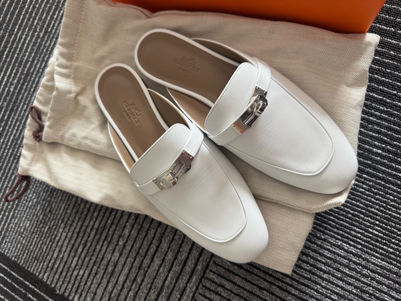 閒置未使用 Hermes 愛馬仕穆勒拖 白色銀扣37.5 碼-0