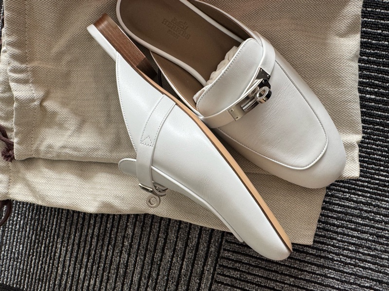 閒置未使用 Hermes 愛馬仕穆勒拖 白色銀扣37.5 碼-1
