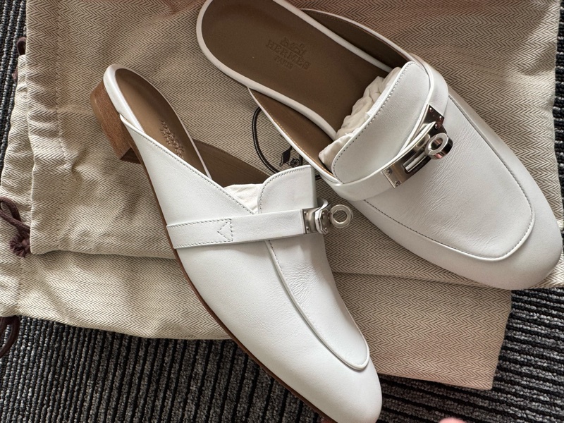 閒置未使用 Hermes 愛馬仕穆勒拖 白色銀扣37.5 碼-2