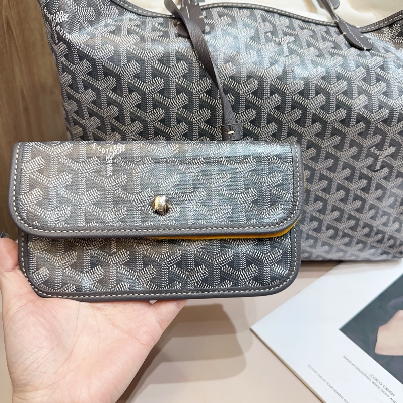 Goyard灰PVC拼灰牛皮銀釦Artois PM肩背托特包-7