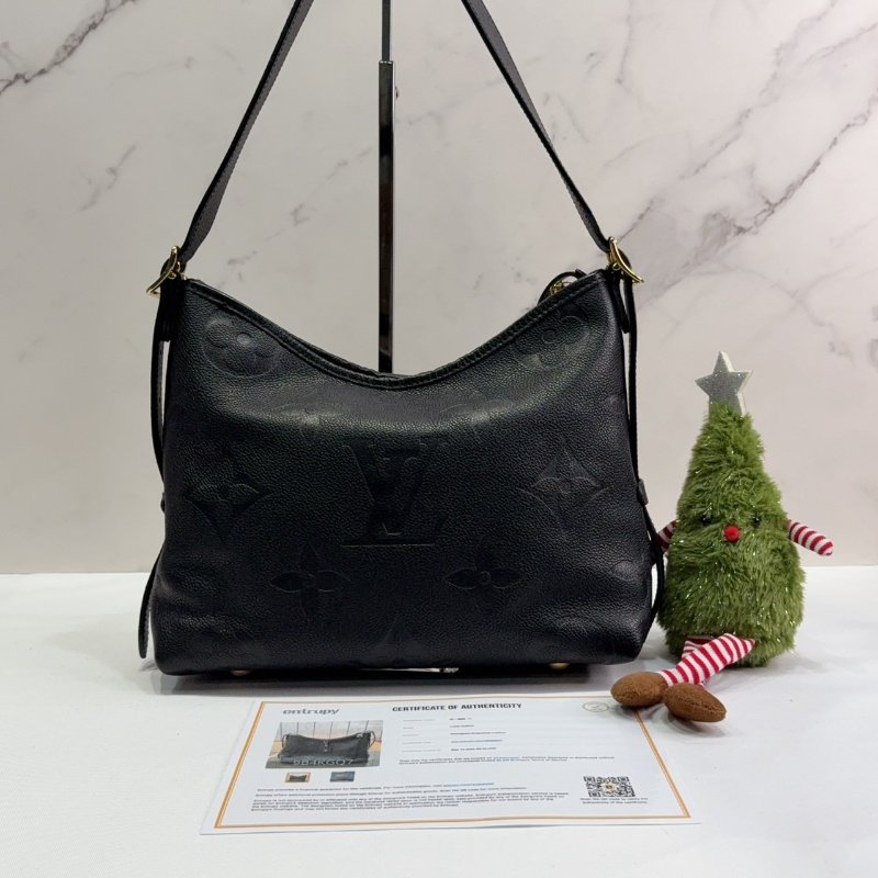 LV CarryAll PM皮革肩背包-1