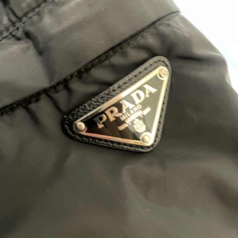 Prada 經典連帽尼龍防風外套(SGA466)-3