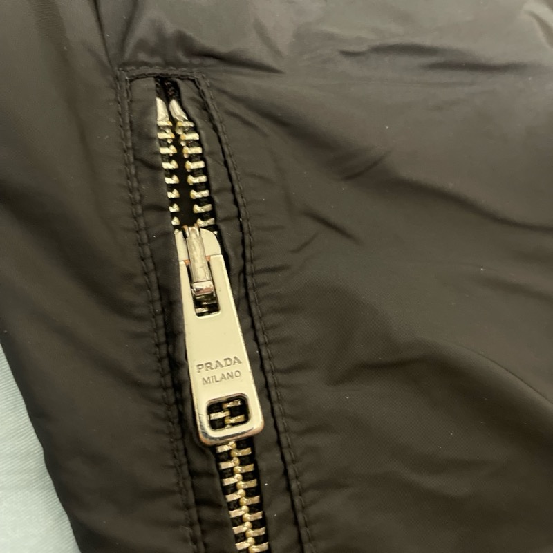 Prada 經典連帽尼龍防風外套(SGA466)-10