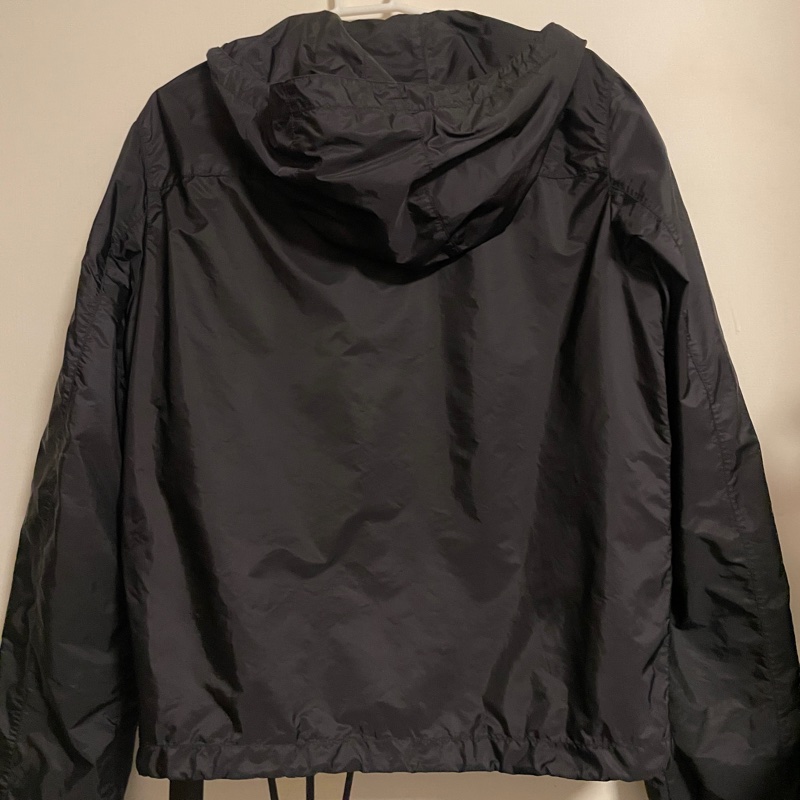 Prada 經典連帽尼龍防風外套(SGA466)-6