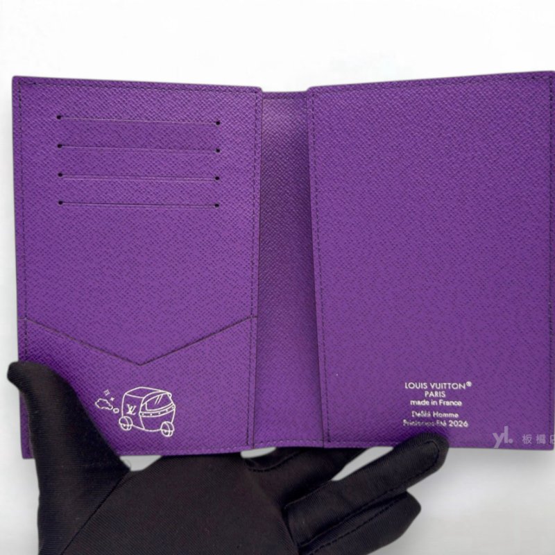 S5341-LV 原花拚紫漸層護照夾M28010-6